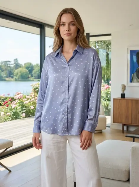 Chemise blouse fluide en viscose à manches longues et boutons effet soie satin