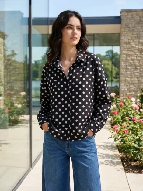 Chemise fluide évasée imprimé à poids col à revers et boutons à manches lo