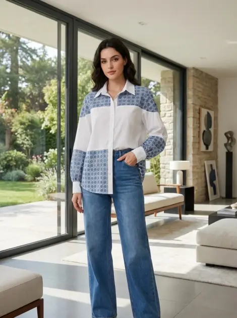 Chemise oversize en coton et col à revers à broderies fleuries et jean bohème