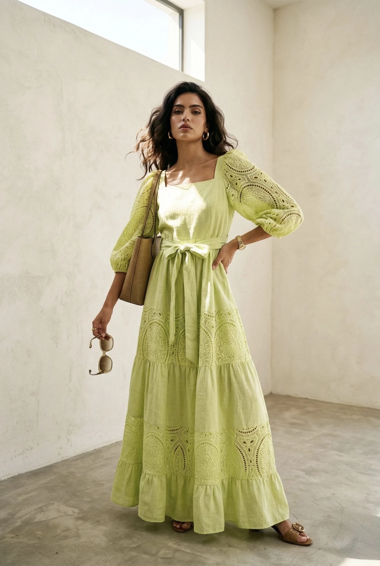 robe-longue-boheme-avec-dentelle-et-ceinture_vert_6a087595458a4