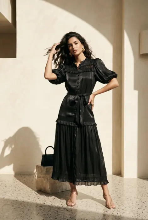 Robe longue fluide avec manches bouffantes