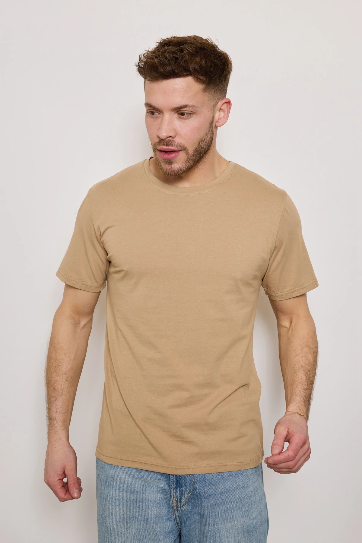 t-shirt-uni-simple-homme-col-rond-manche-court_kaki_67bc8524b48eb