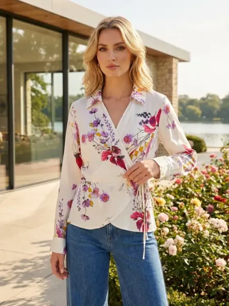 Top - Blouse en 100% viscose cache cœur fluide à nouer imprimé fleuris color?