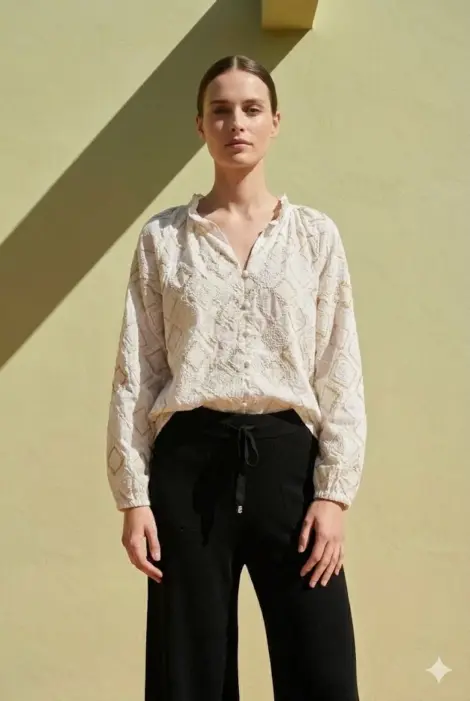 Chemise Brodée