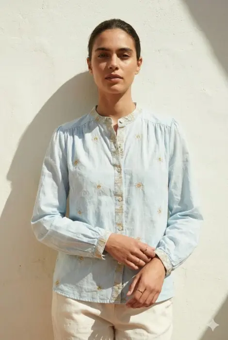 Chemise Azur Broderie Artisanale Dorée