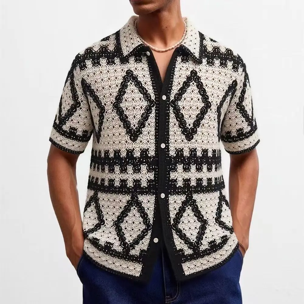 chemise-a-manches-courtes-revisite-l-esprit-boheme-avec-un-graphisme-a_beige_6a18389f5250a