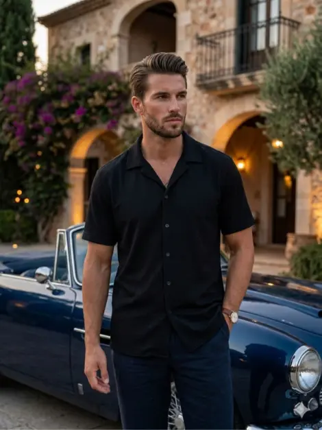 Chemise manches courtes uni homme, avec boutons, au toucher doux et texturé