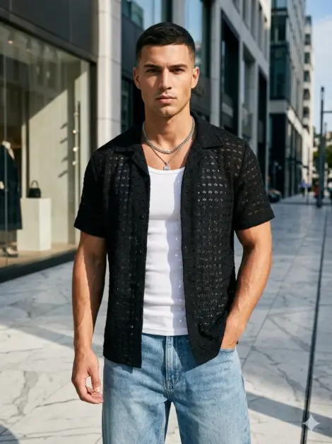 Chemisette homme texturée à motif géométriques