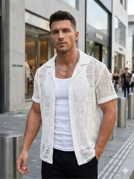 Chemisette uni homme avec style broderie anglaise aux formes géométriques