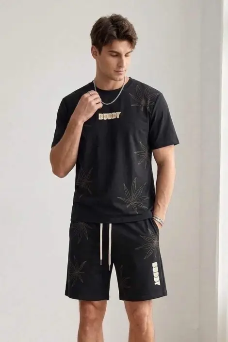 Ensemble uni homme tshirt col rond avec fleurs et short