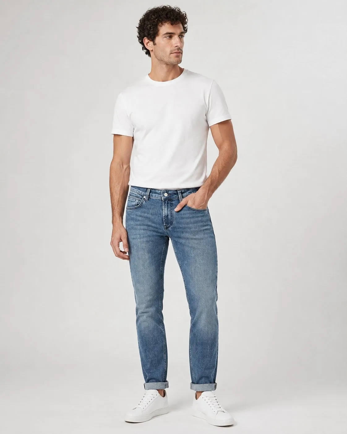 jean-ajuste-bleu-clair_bleu_6a16f2107d6c6