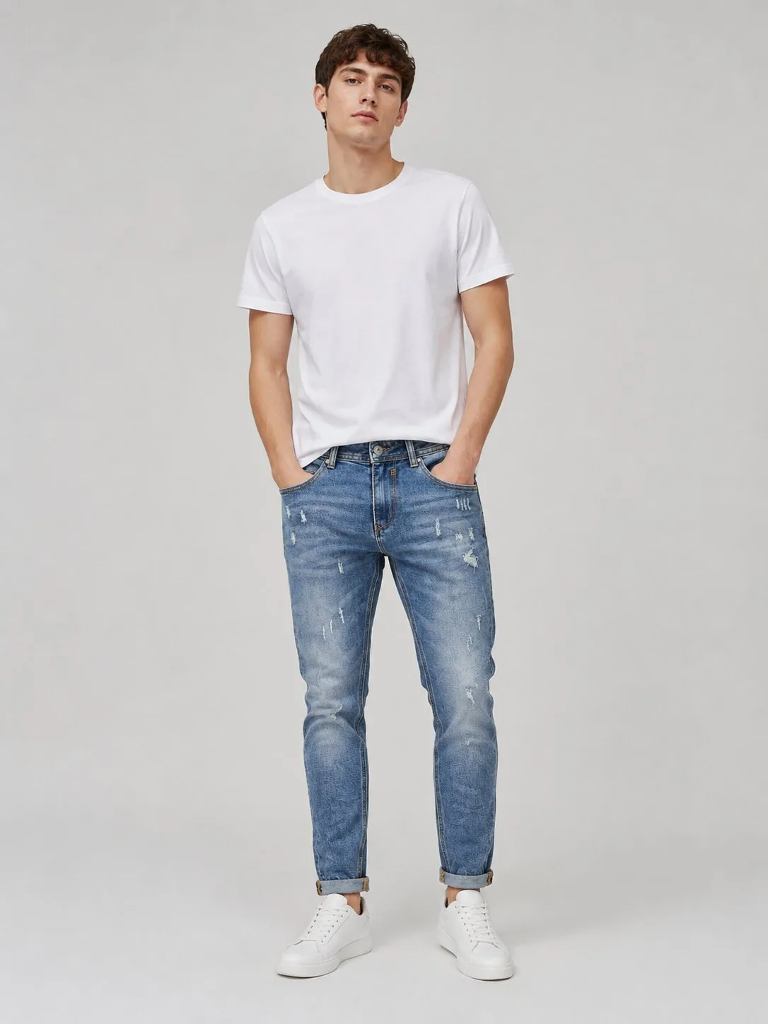 jean-ajuste-bleu-delave_bleu_6a0d812f64ca8