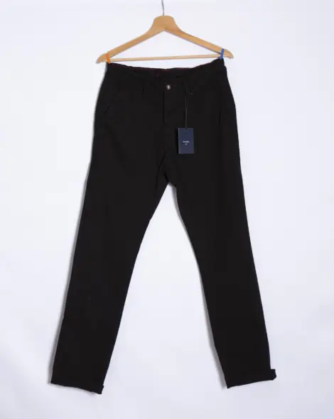 Pantalon chinos coupe regular simple uni