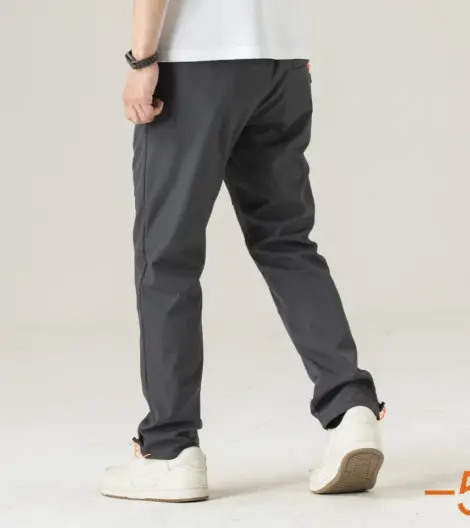 Pantalon uni elastique cintré Homme