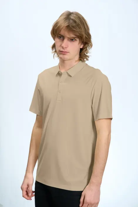 Polo uni homme a col bouton