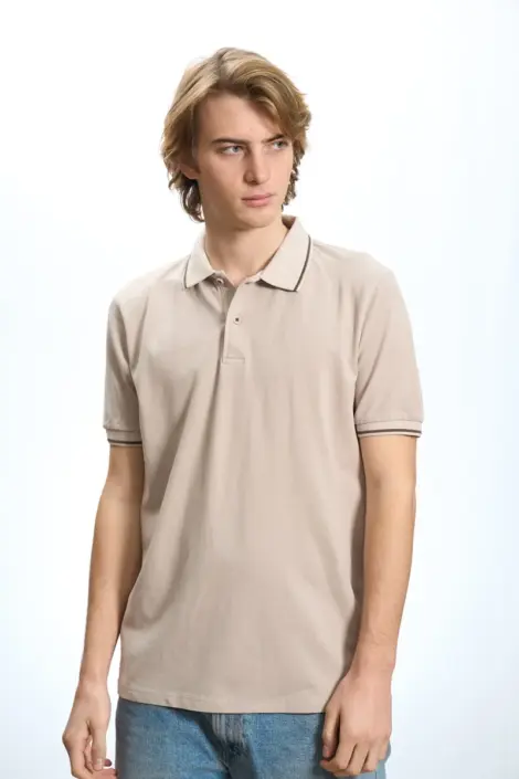 Polo uni homme a col rayé et bouton