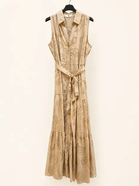 Robe sans manches