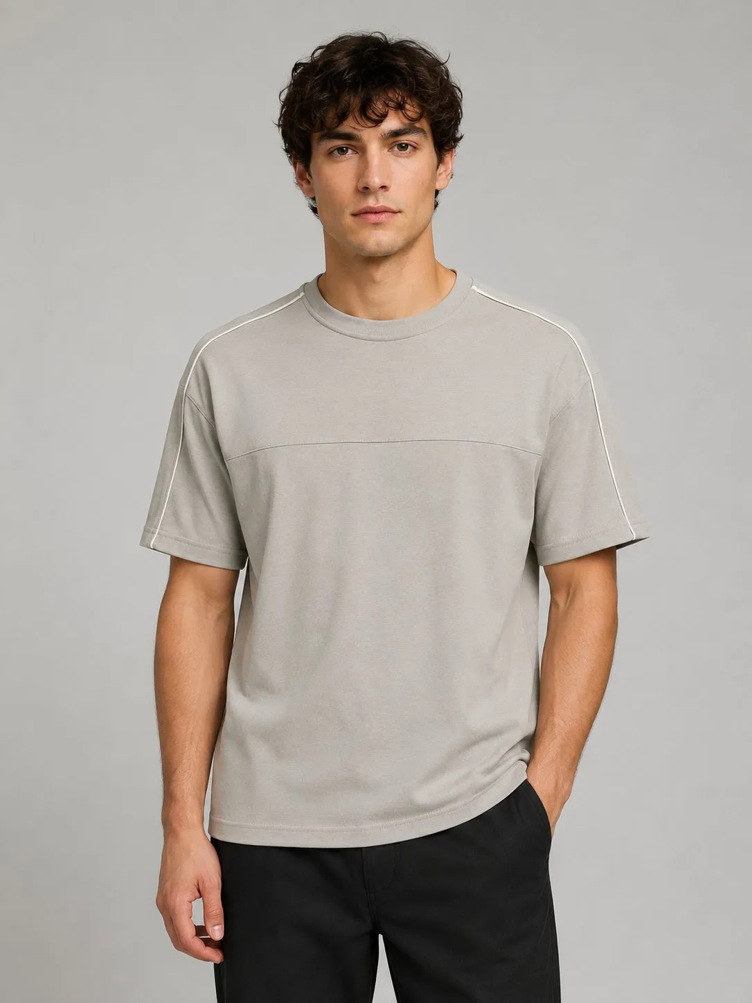 t-shirt-coutures-details-minimal_gris_6a34feee51d52
