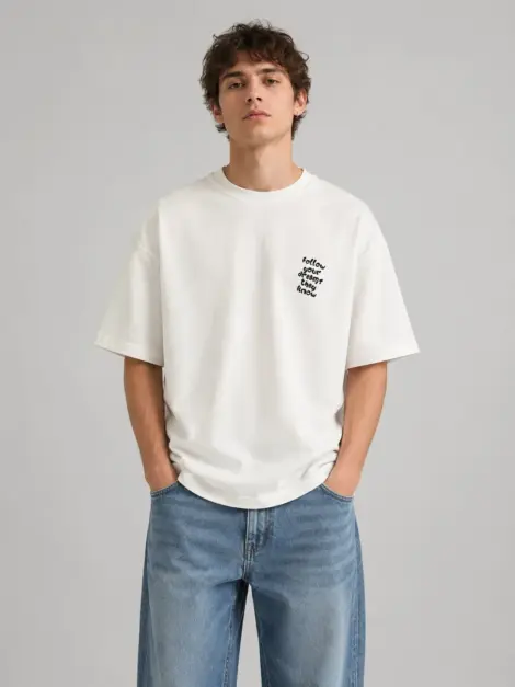 T-shirt Graphique Moderne