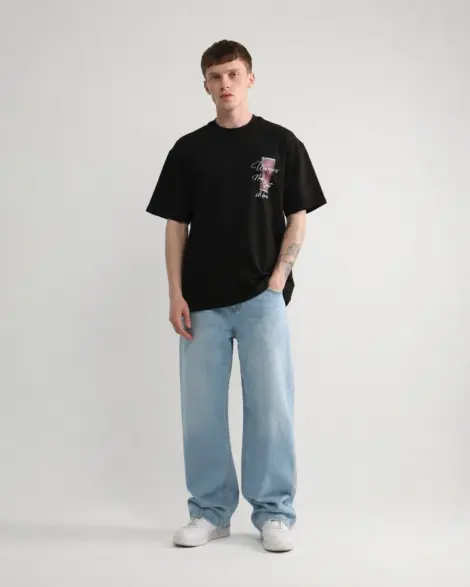 T-shirt Graphique Typo