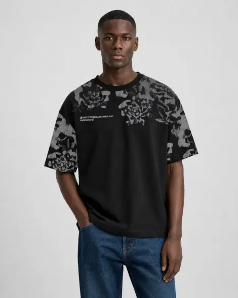 T-shirt Noir Floral Sleeves