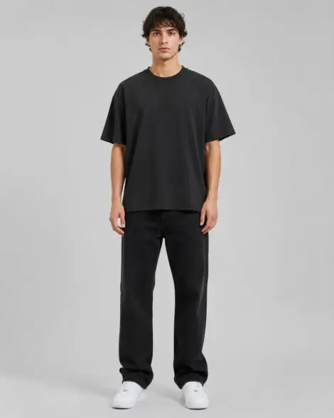 T-shirt Noir Oversize Minimal