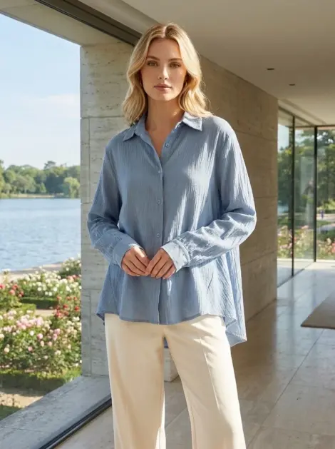 Chemise blouse asymétrique fluide en viscose col classique et coupe oversize