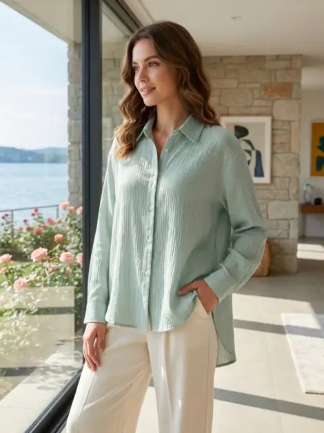 Chemise blouse asymétrique fluide en viscose col classique et coupe oversize