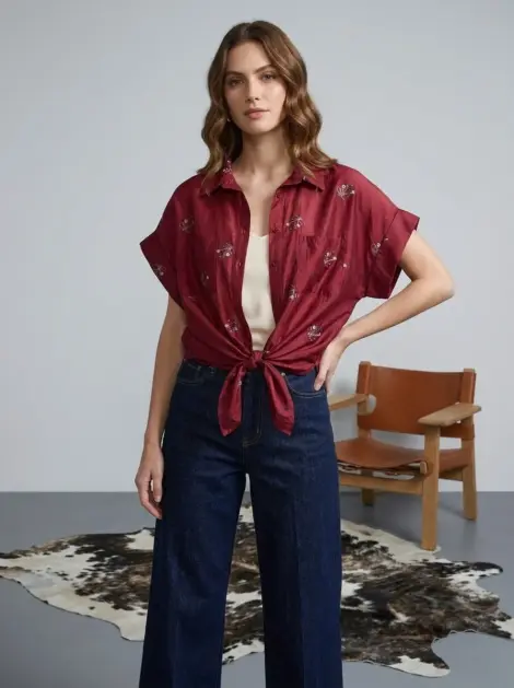 Chemise blouse en tencel à broderies fleurs - effet soie