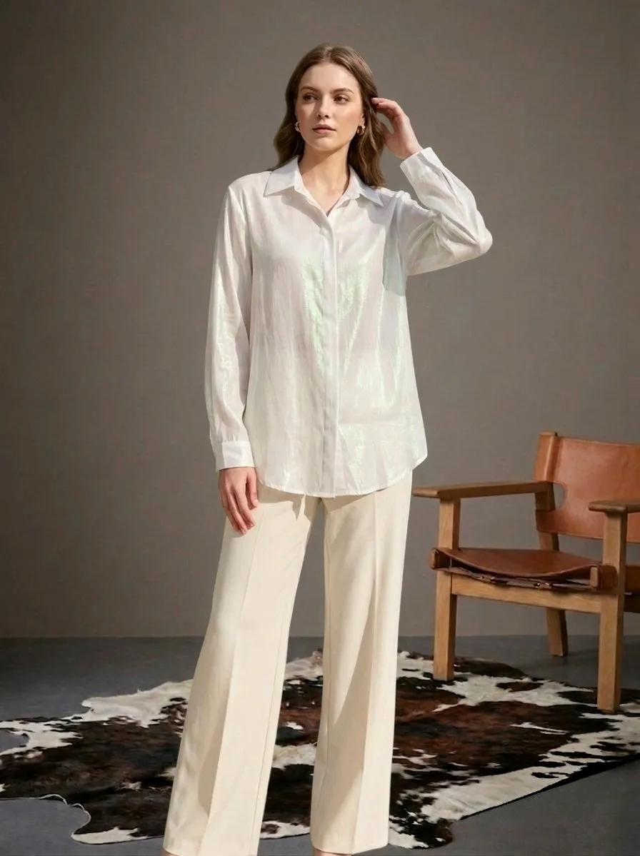 chemise-oversize-irisee-en-coton-fluide-et-evasee-a-manches-longues-3_blanc_6a68893d0b061