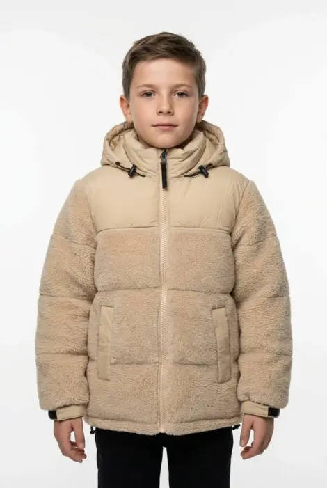 Doudoune moumoute avec capuche cachée
