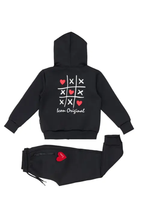 Ensemble jogging enfant avec motif coeur