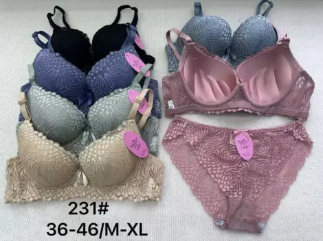 Ensemble soutien gorge avec tanga en dentelle