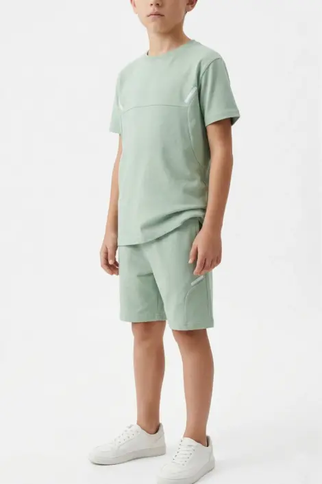 Ensemble t-shirt et short