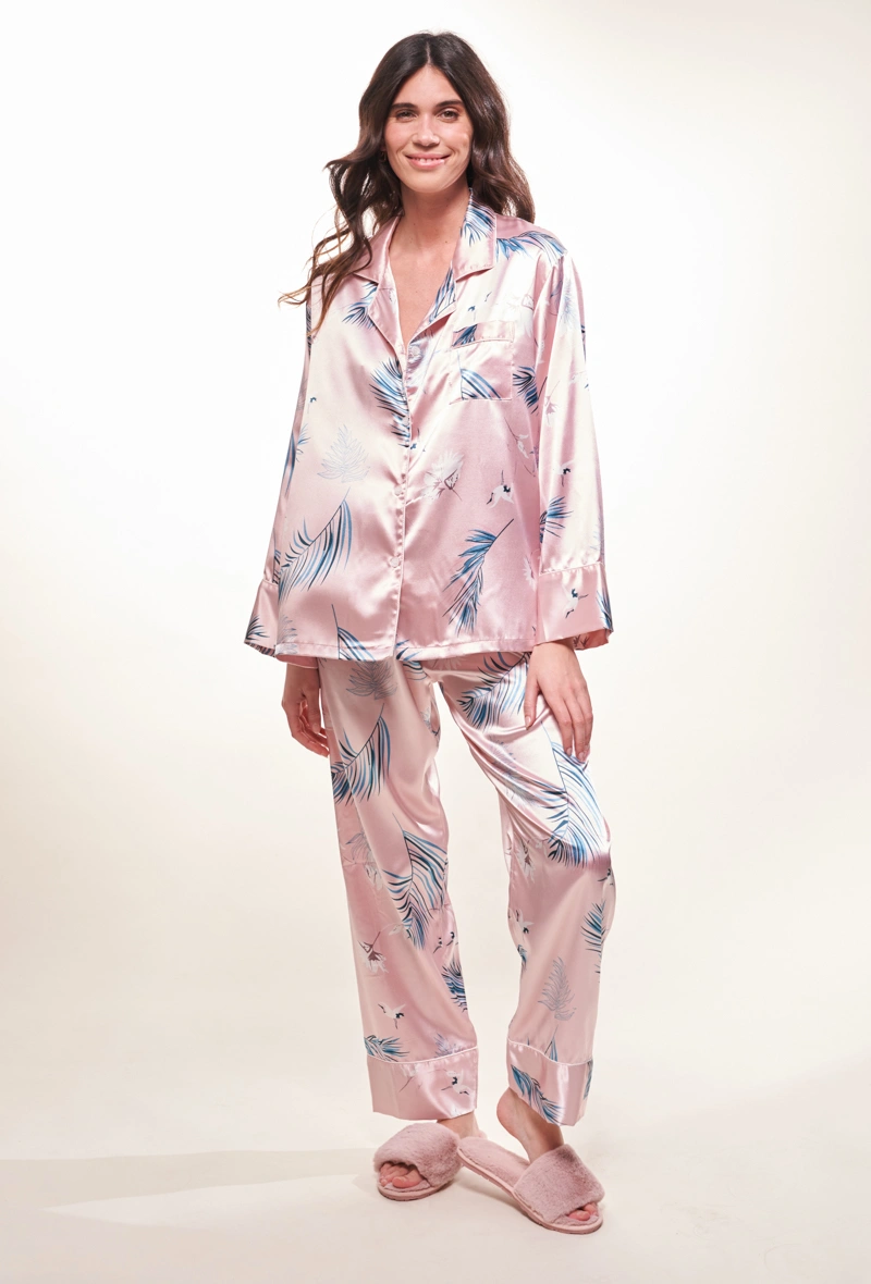 pyjama-fluide-en-satin_rose_68f0e155ad5b2
