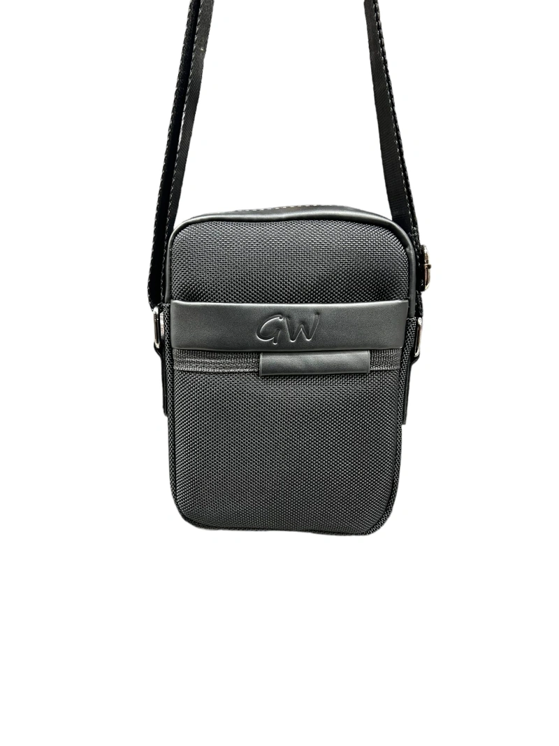 sac-homme-bandouliere-pratique-multipoches_noir_66ed32d88142d