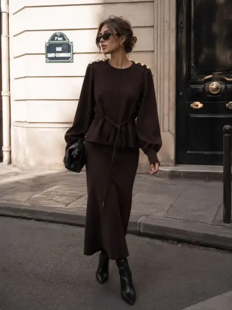 Ensemble jupe longue et top ceinturé