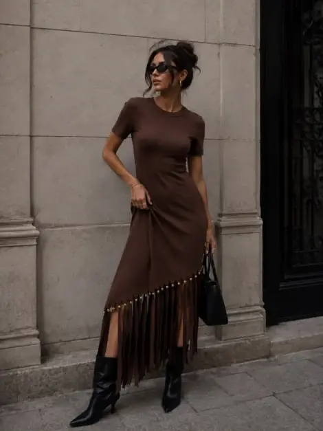Robe longue asymétrique plissée